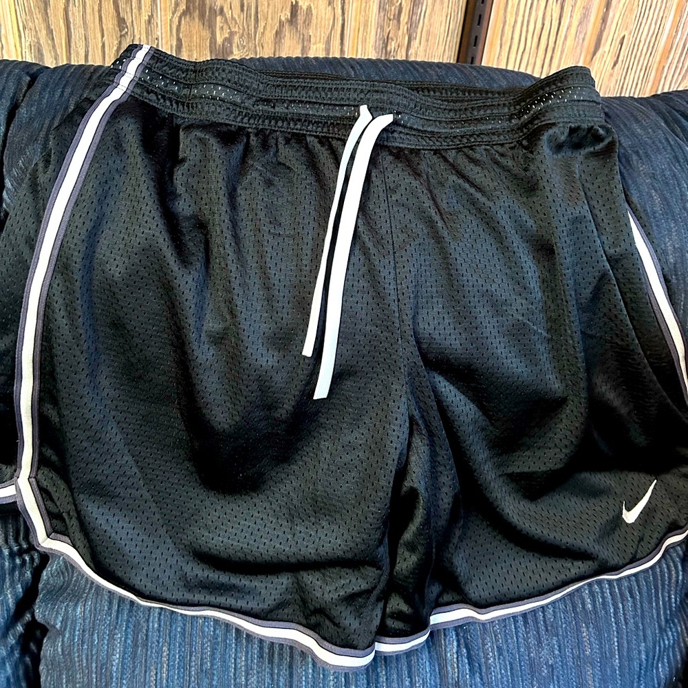Women’s Nike Dri-FIT Athletic Shorts size M